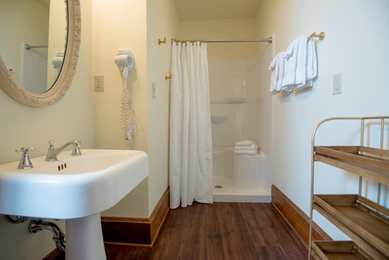 Inn At Cedar Crossing Sturgeon Bay Ngoại thất bức ảnh